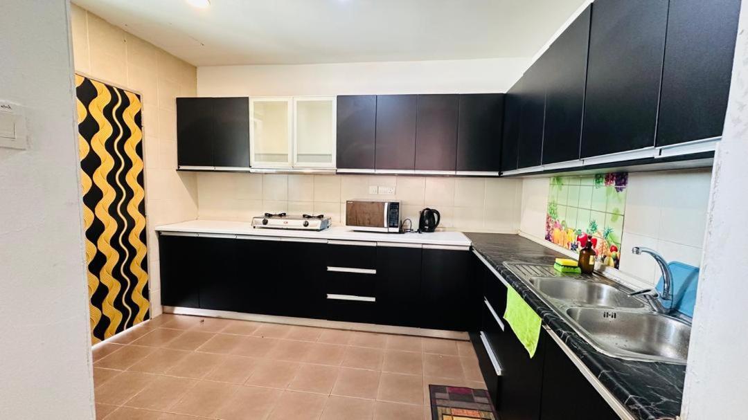 Taragon Service Apartment Kuala Lumpur Bagian luar foto